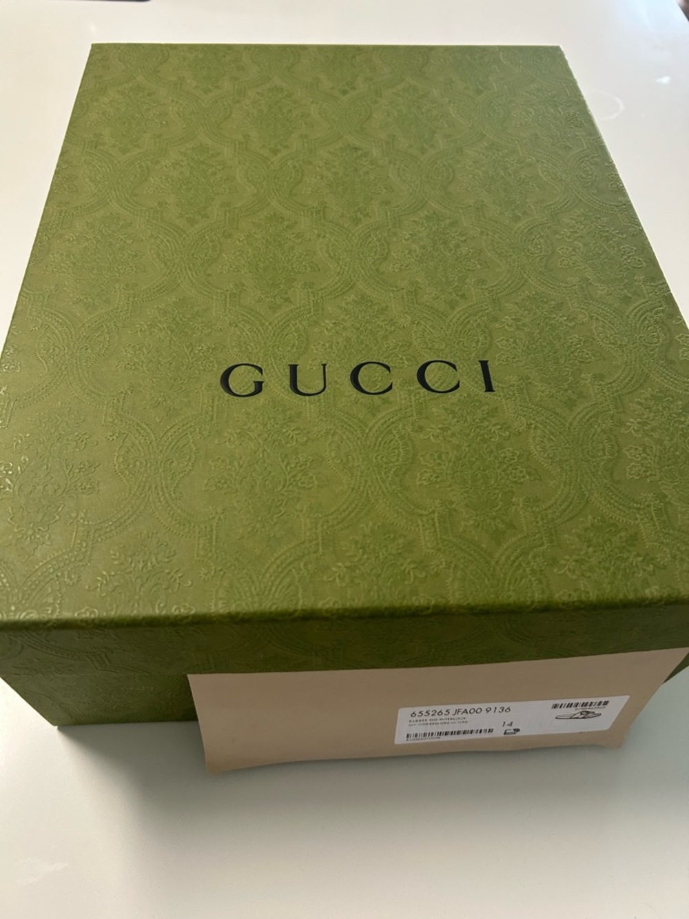**AUTHENTIC** Gucci Cream Slides with Signature Red & Green Stripes - Picture 7 of 8